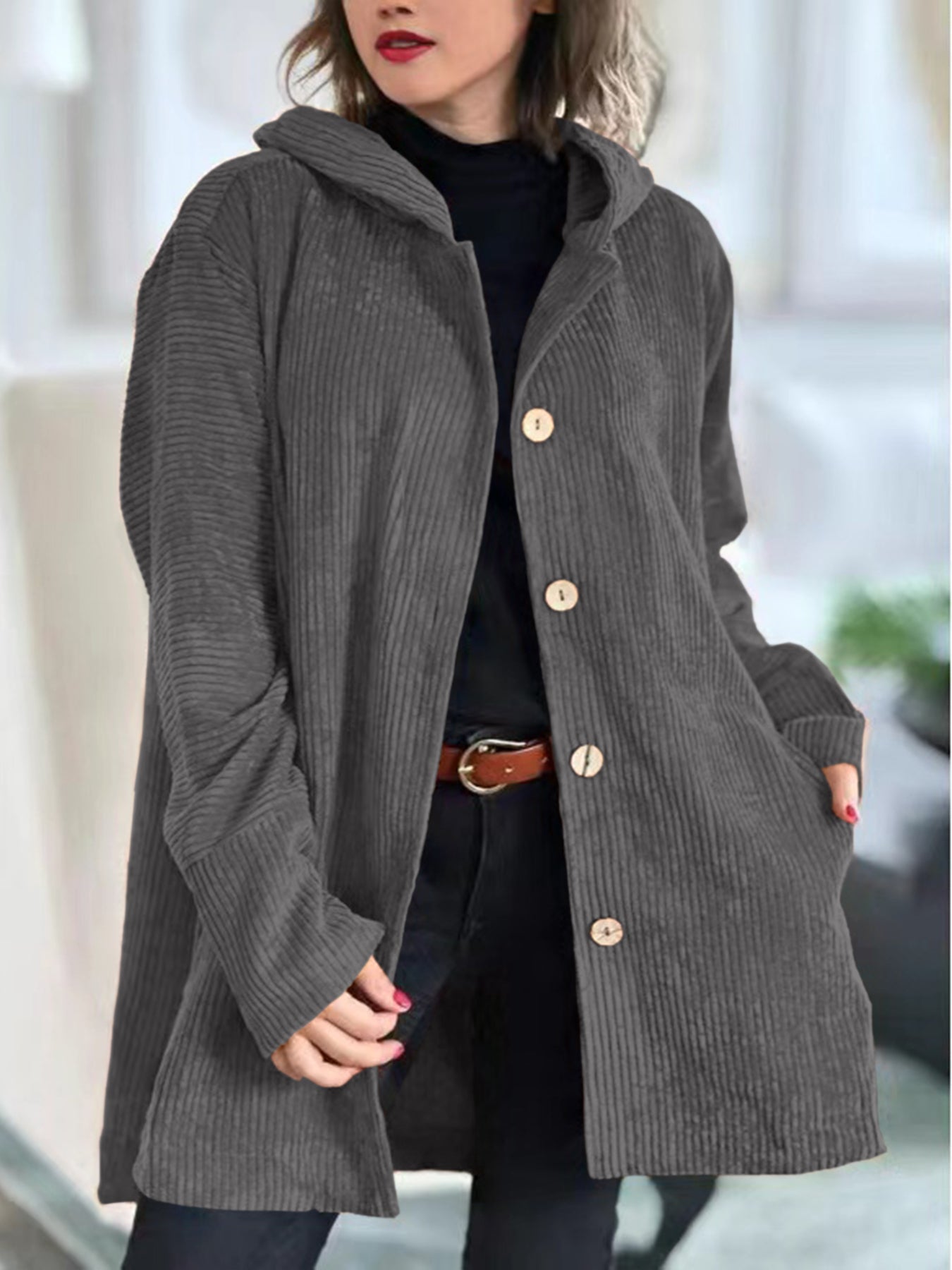 Ibby | Chaqueta con capucha de pana acogedora