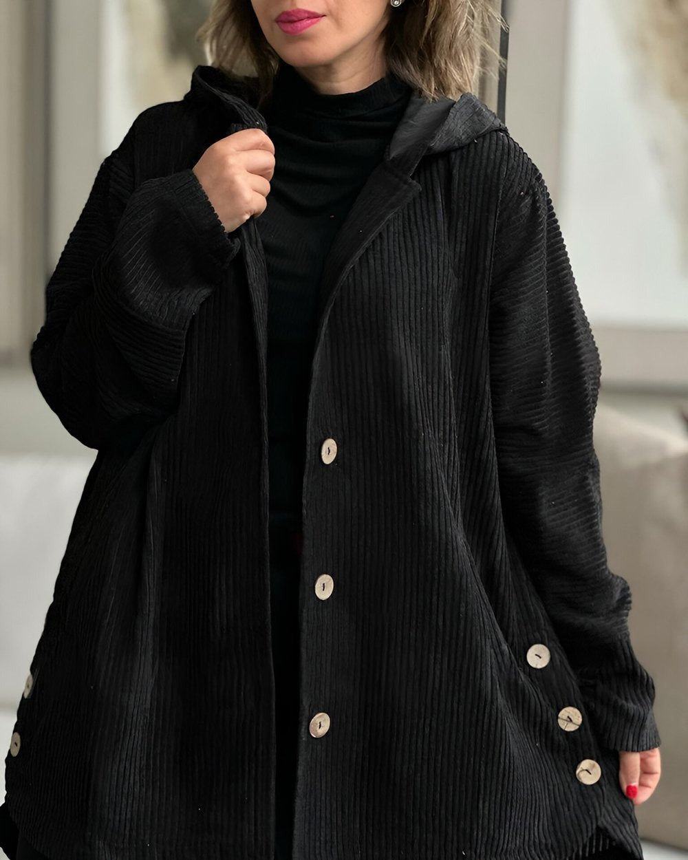 Ibby | Chaqueta con capucha de pana acogedora