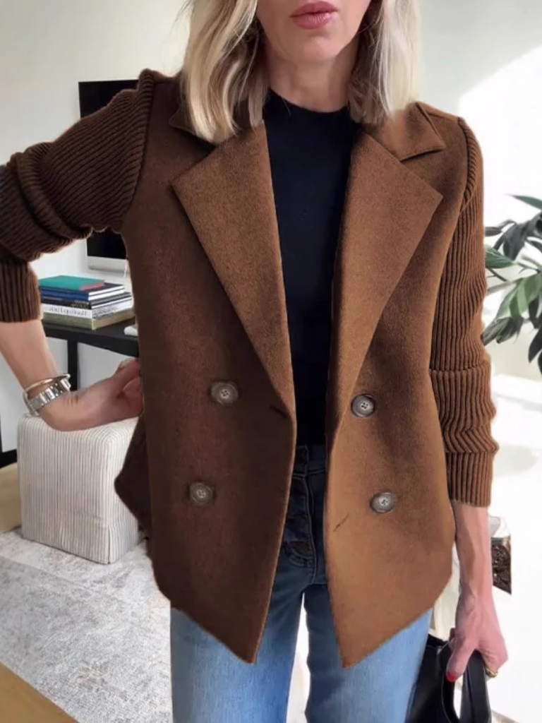 EVA™ | Chaqueta elegante con mangas de punto