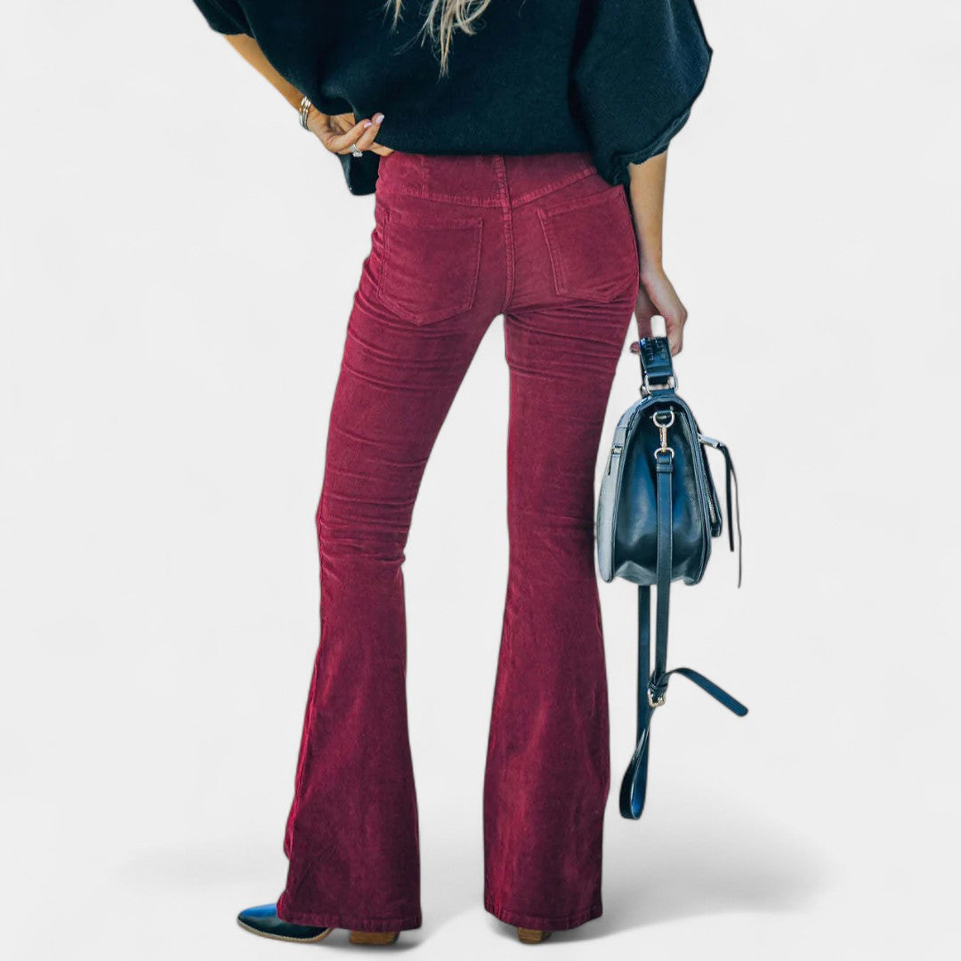 Claudia Pantalones Acampanados de Pana