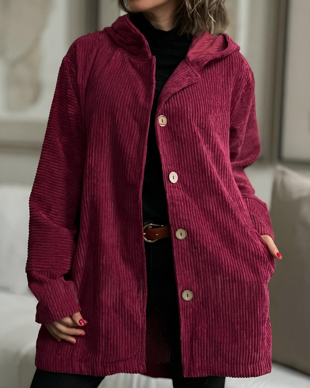 Ibby | Chaqueta con capucha de pana acogedora