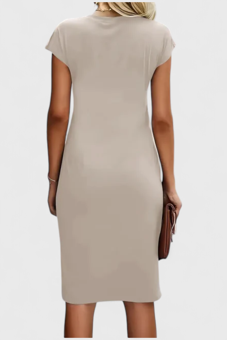 KATRINA | Vestido Midi Atemporal con Cuello Redondo y Detalle Drapeado