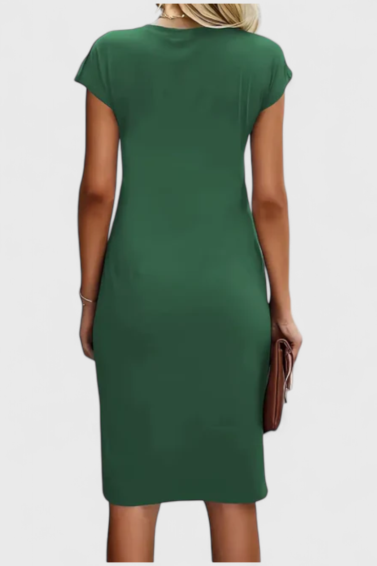 KATRINA | Vestido Midi Atemporal con Cuello Redondo y Detalle Drapeado