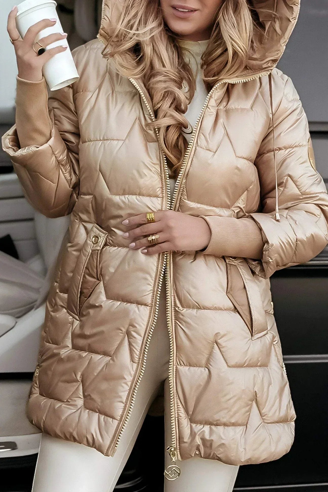 Eliza | Elegante abrigo de invierno con capucha y relleno
