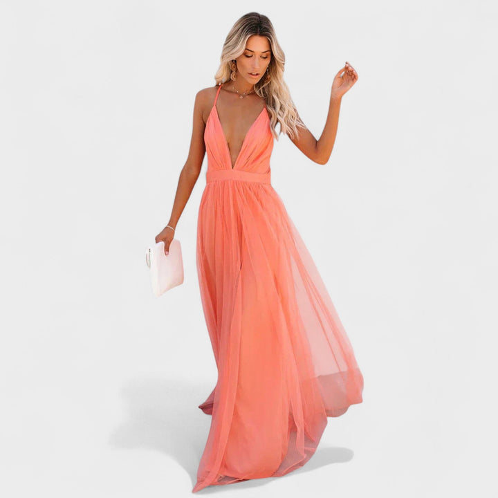 Lucía – El vestido que deslumbra con cada paso